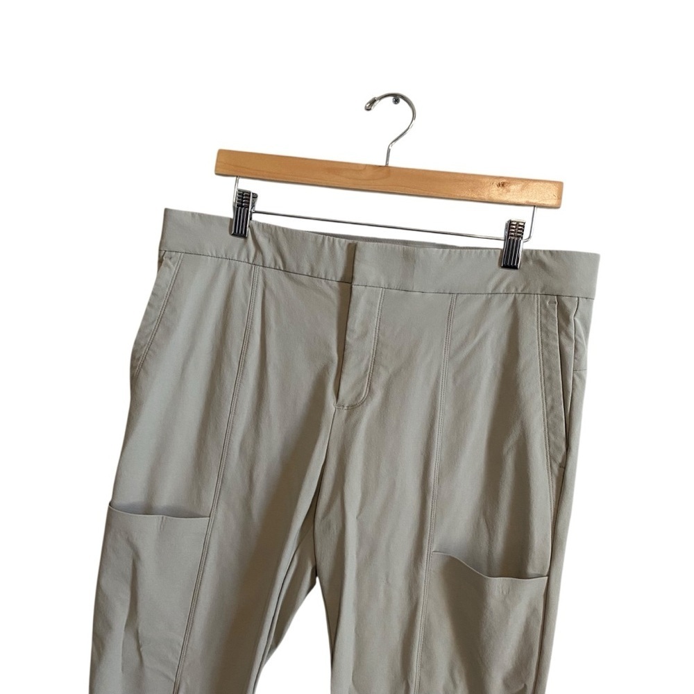 Athleta Beige Tan Neutral Mid Rise Wander Stash Skinny Pant Size 14 - Picture 3 of 7
